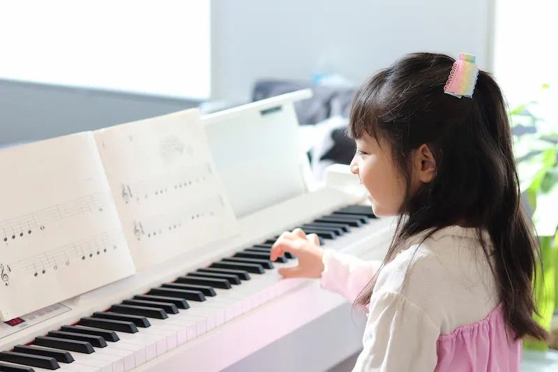 子供のピアノ