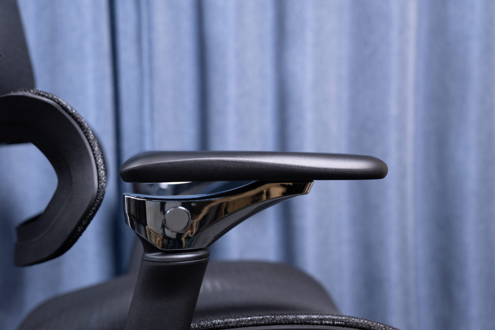 Rasical Chair Elite 高さ 7.2cm / 8段階 最小高さ