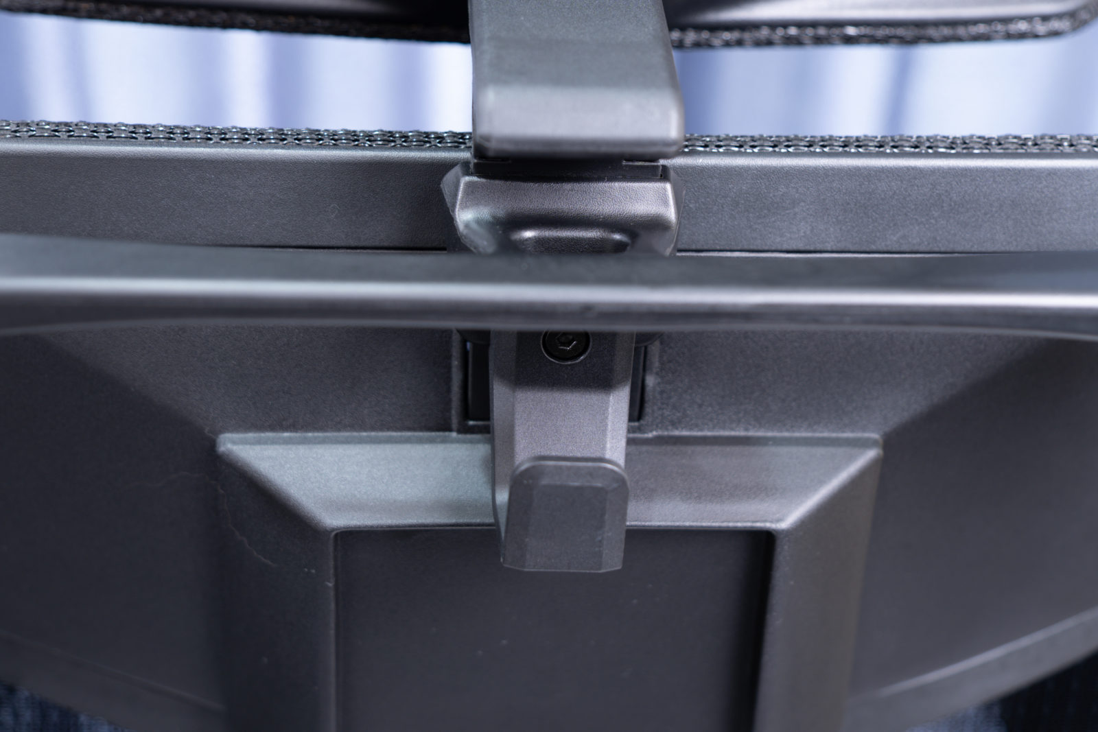 Rasical Chair Elite ヘッドレスト完成