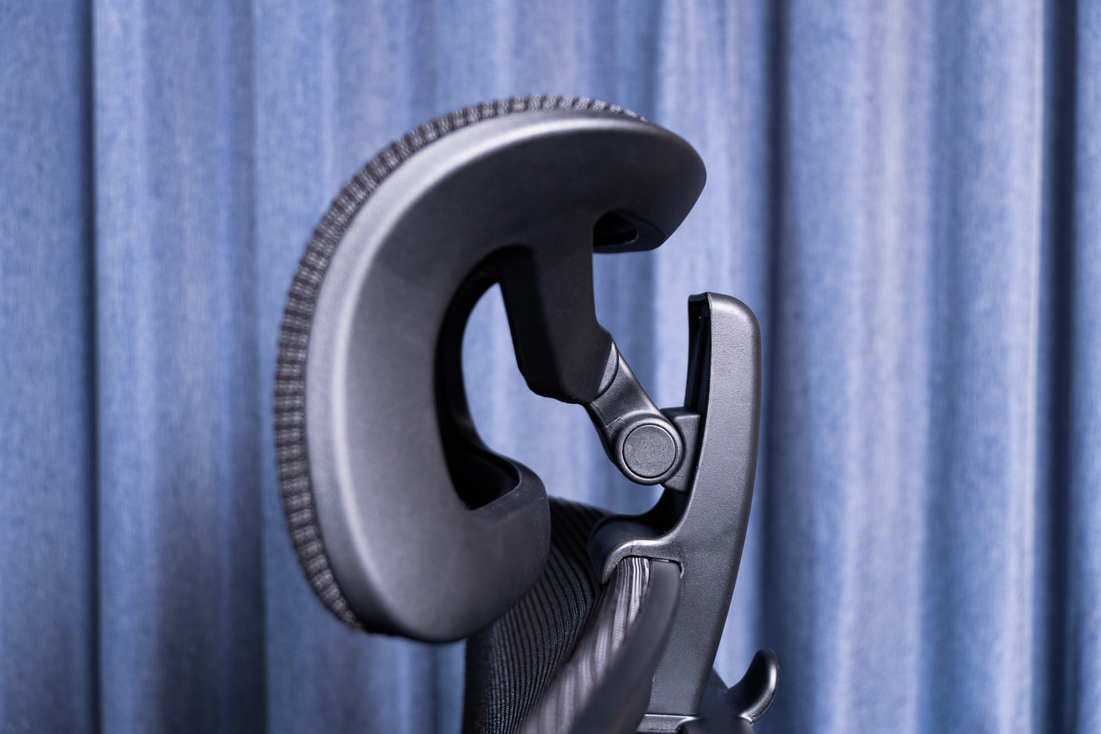 COFO Chair Premium 2 3Dヘッドレスト調節箇所